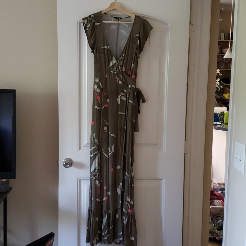 Express Maxi Dress